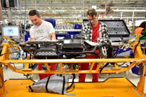 Volkswagen otevřel nejmodernější výrobní závod pro nový Crafter v polském městě Września (Hannover 24.10.16 FOTO: WWW.SCHEFFEN.DE VWN Polen Werkserffnung Wreschen Wrzesnia Foto: HENNING SCHEFFEN )