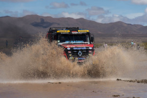 DAKAR 2017 - kamion dílny MKR Technology s mechanikem Danielem Kozlovským / Foto: Foto: Richard Kienberger/MKR Technology