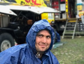 DAKAR 2017 - práce mechaniků / Foto zdroj: KM Racing