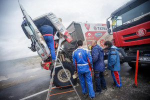 TATRA BUGGYRA RACING tým - Kolomý, Loprais - DAKAR 2017 - 5. etapa / Foto BUGGYRA Media