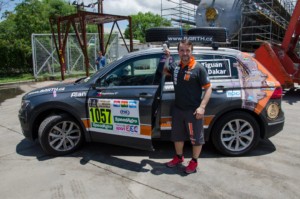 Nový Tiguan je na letošním DAKARU v roli doprovodného vozu týmu BARTH Racing /Foto zdroj: VW