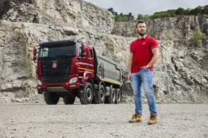 TATRA TRUCKS společně s ELTON hodinářská představuje limitovanou edici hodinek PRIM Präsident / Foto zdroj: TATRA TRUCKS a.s. / ELTON hodinářská, a.s.