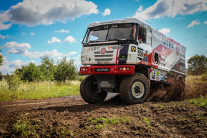 Kolomý zbrojí na Silk Way Rally a láká ho double / Foto zdroj: BUGGYRA racing