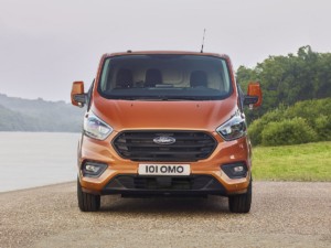 Nový Ford Transit Custom dostal atraktivnější design a propracovanější interiér / Foto zdroj: Ford Czech Republic