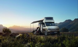 Hvězda veletrhu Caravan Salon: Studie obytného automobilu California XXL na základě nového Crafteru / Foto zdroj: Porsche Česká republika s.r.o.