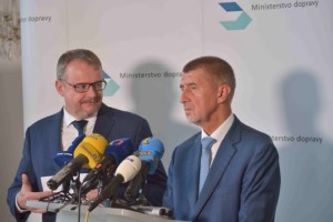 Ministr dopravy Ťok a ministr financí Babiš (foto: Ministerstvo dopravy)