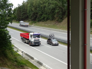 Řidiči sundali nohu z plynu v měřeném úseku modernizované D1 (foto © 2016 GALLARD TRANSPORT s.r.o.)