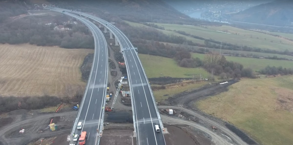 ŘSD: Experti doporučili otevření dálnice D8, v jednom úseku bude provoz omezený (Foto zdroj: Ministerstvo dopravy)