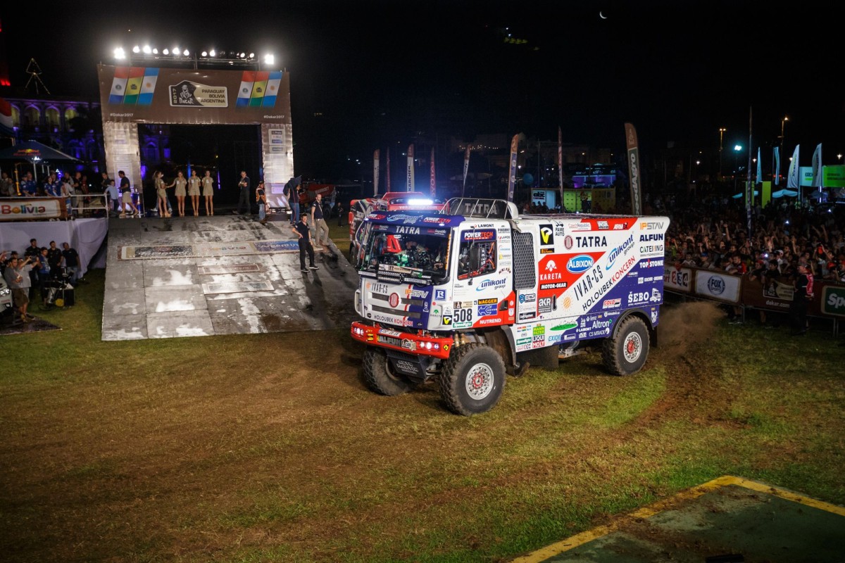 Rallye Dakar 2017 - Martin Kolomý - pódium (Foto zdroj: BUGGYRA Media)