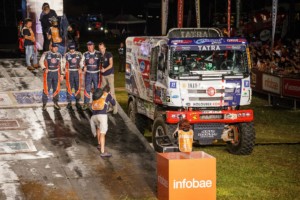 Rallye Dakar 2017 - Martin Kolomý - pódium (Foto zdroj: BUGGYRA Media)