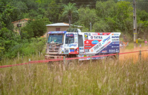 Kolomý vlétl do Rally Dakar nejrychlejším časem a vede! (Foto zdroj: BUGGYRA Media)