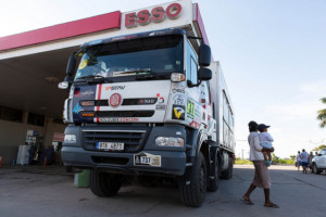 Kolomý vlétl do Rally Dakar nejrychlejším časem a vede! (Foto zdroj: BUGGYRA Media)