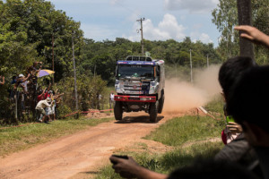 Kolomý vlétl do Rally Dakar nejrychlejším časem a vede! (Foto zdroj: BUGGYRA Media)