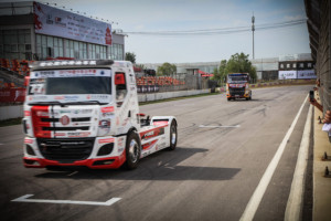 Vršecký jasně opanoval závod v Pekingu / Foto zdroj: BUGGYRA media