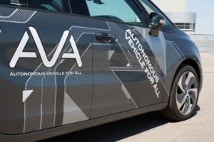 Veřejnost si na Dnech inovací mohla vyzkoušet bezpečný a intuitivní autonomní vůz skupiny PSA / Foto: autor Guillot Alexis/ copyright Groupe PSA, Direction de la communication