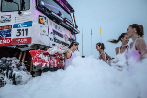 O třetí etapové vítězství obrala Kolomého jízda po třech! / Foto zdroj: BUGGYRA media