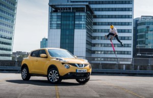 Nissan JukeCam: světově první integrovaná 360º kamera určená pro akční sporty a na palubní desku zachycuje rekord do Guinnessovy knihy rekordů™