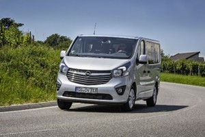 Funkčnost, komfort, všestrannost: Nové velké vany Opel Vivaro Tourer a Combi+ / Foto zdroj: OPEL