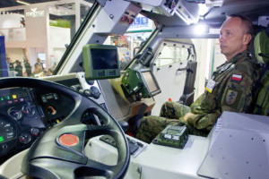 Polská společnost H. CEGIELSKI-POZNAŃ a česká TATRA DEFENCE VEHICLE a představily nové obrněné vozidlo HUSAR 4x4 / Foto zdroj: Tiskový servis CZECHOSLOVAK GROUP