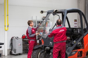 Linde MH otevírá nové centrum pro repase vozíku v České republice / Foto zdroj: Linde Material Handling Česká republika s.r.o.