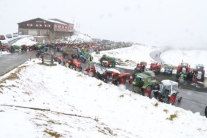 Havelka se svou Z 25 pokořil Edelweisspitze - nejvyšší bod rakouské vysokohorské silnice / Foto zdroj: ZETOR TRACTORS a.s. (foto Lenka Myšková)