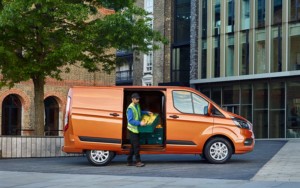 Nový Ford Transit Custom – ještě více stylu, produktivity a techniky pro nejprodávanější dodávku ve své kategorii / Foto zdroj: Ford Czech Republic