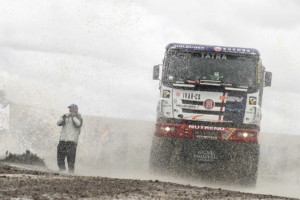 Kolomý se s Phoenixem podruhé vyšplhal až na podium, Šoltys ve vysoké výšce trpěl / Foto zdroj: Buggyra Media