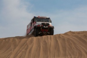 Etapa 1: Lima - Pisco ALEŠ LOPRAIS ZAHÁJIL FANTASTICKY / Foto zdroj: INSTAFOREX LOPRAIS TEAM NEWSLETTER