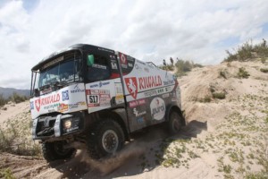 10. etapa Dakaru míchá pořadím, Huzink je 10. / Foto zdroj: MKR Technology/PatRESS.cz (Belem Team RENAULT-HUZING Dakar Rally in Salta Argentina PHOTO- WILLY WEYENS)